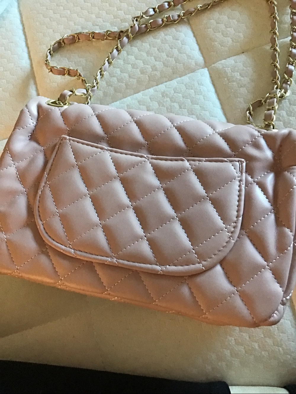 CHANEL pink with gold hardware Quilted Shoulder Bag - Picture 4 of 7
